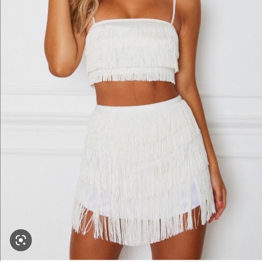 White Fox Elevate Crop - White